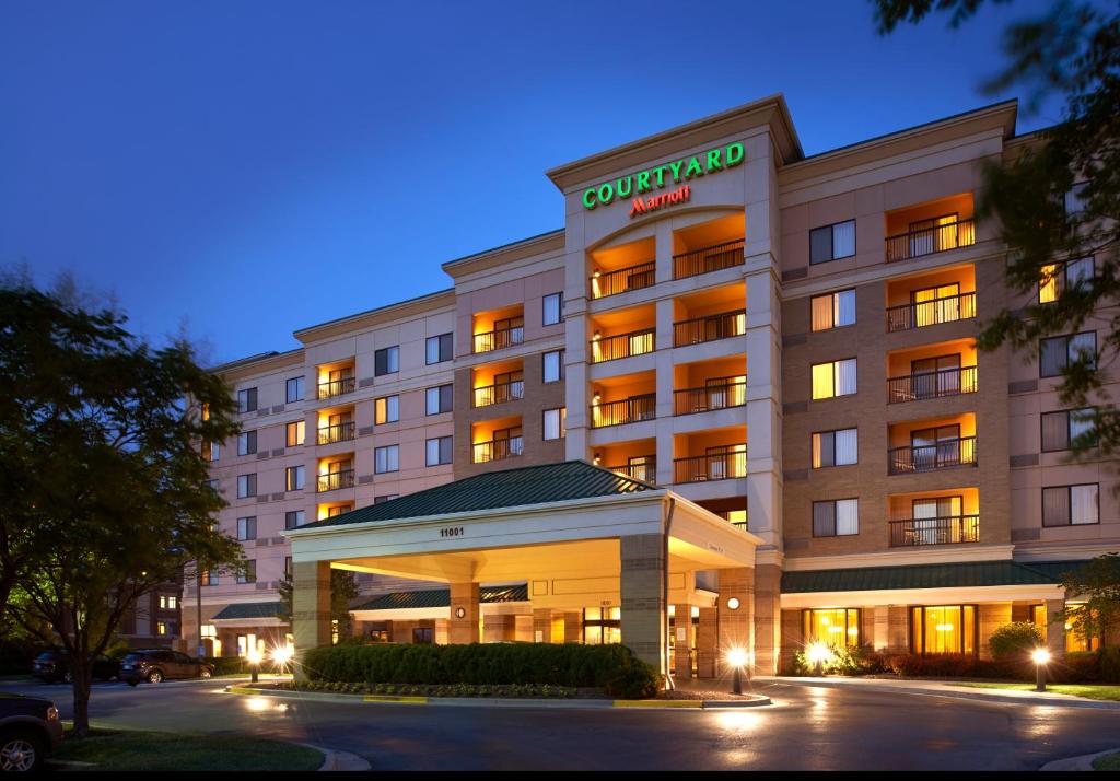 Courtyard Kansas City Overland Park / Convention Center Main image 1